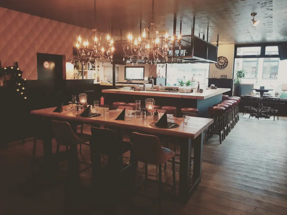 Restaurant Bar De Borrel in Oterleek