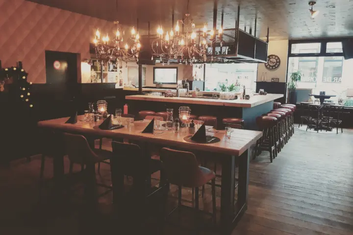 Restaurant Bar De Borrel in Oterleek