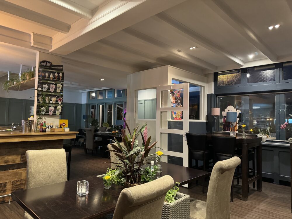 cafetaria de berg dommelen valkenswaard in Valkenswaard