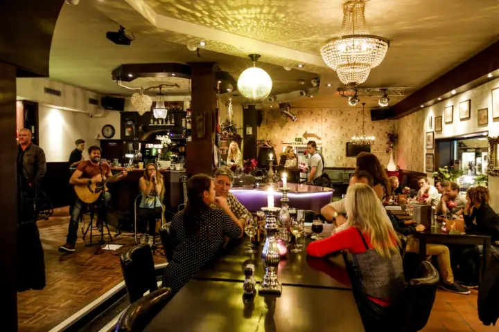 Restaurant De Heerlijkheid Grandcafé & Restaurant in Valkenswaard