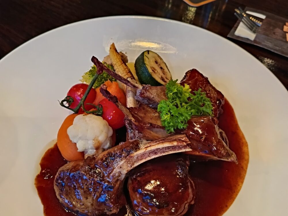 De Heerlijkheid Grandcafé & Restaurant in Valkenswaard