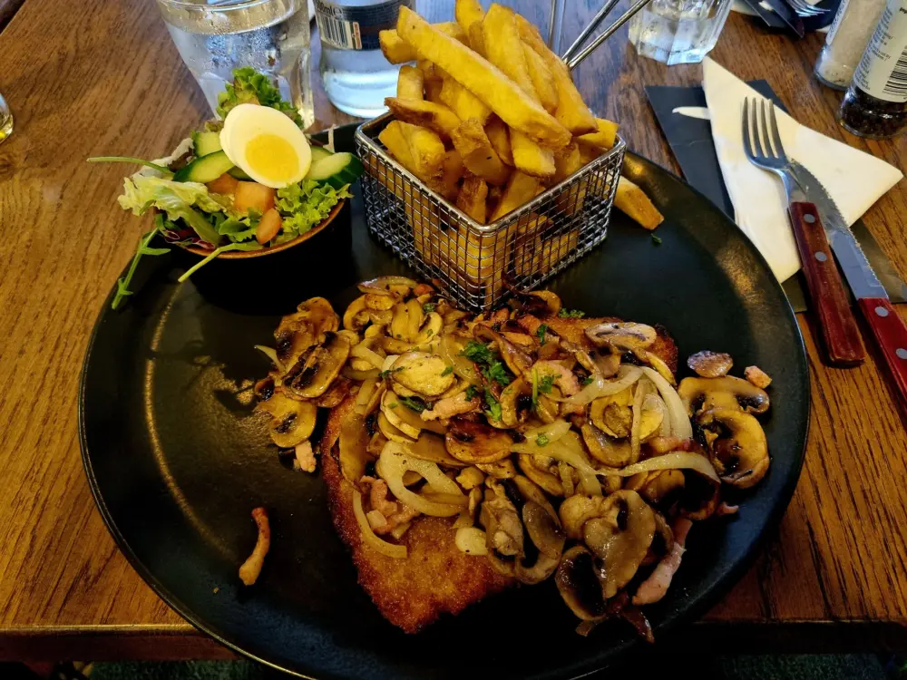 Restaurant Den Haas | Eten&Drinken in Valkenswaard