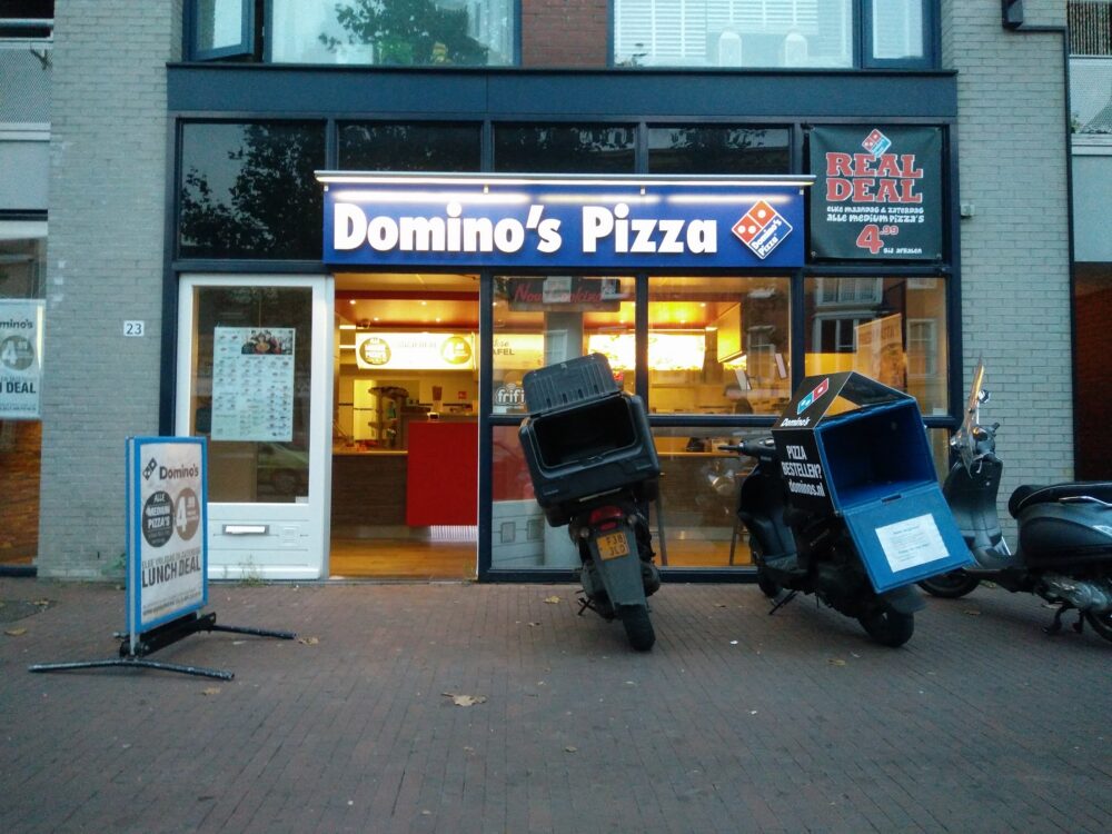 Domino's Pizza Helmond Koninginnewal in Helmond