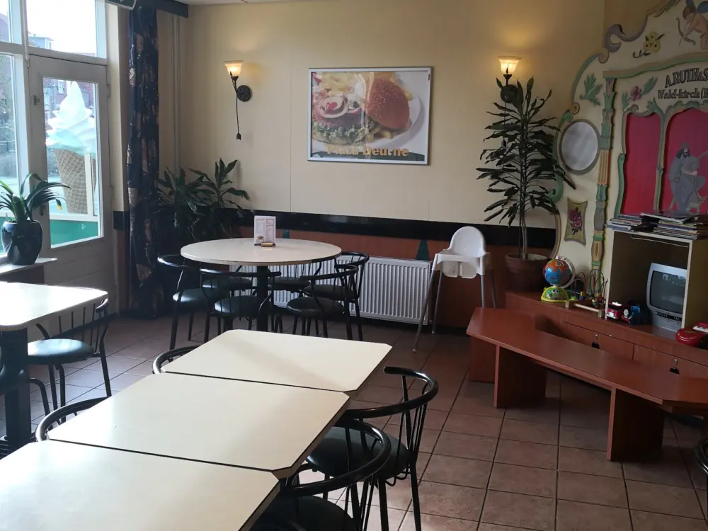 Haageind Snackhuis Deurne in Deurne