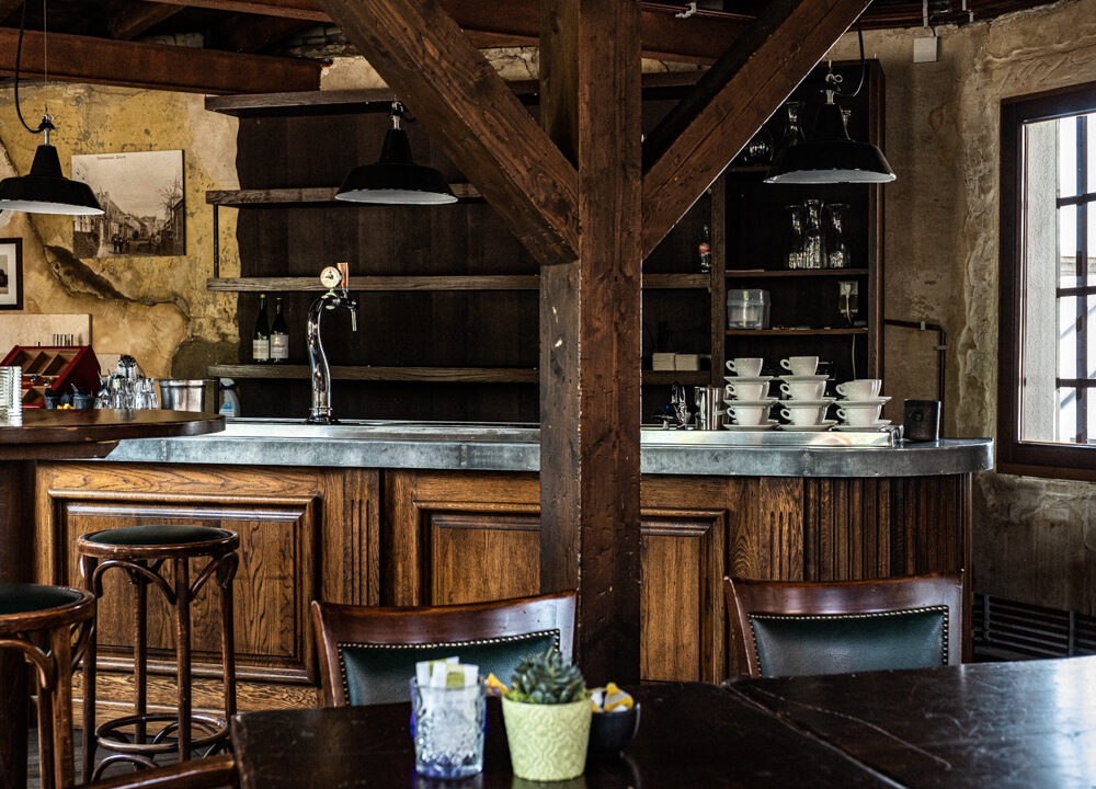 Jut&Jul | Gastrobar in Deurne