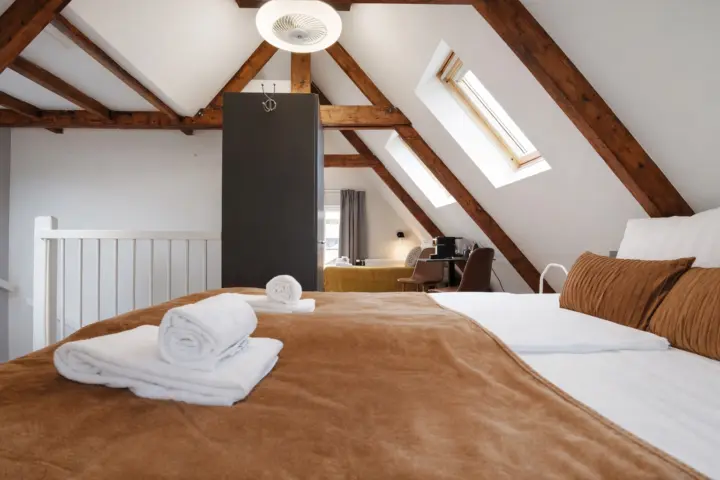 King's Inn City Hotel & Hostel en bar in Alkmaar