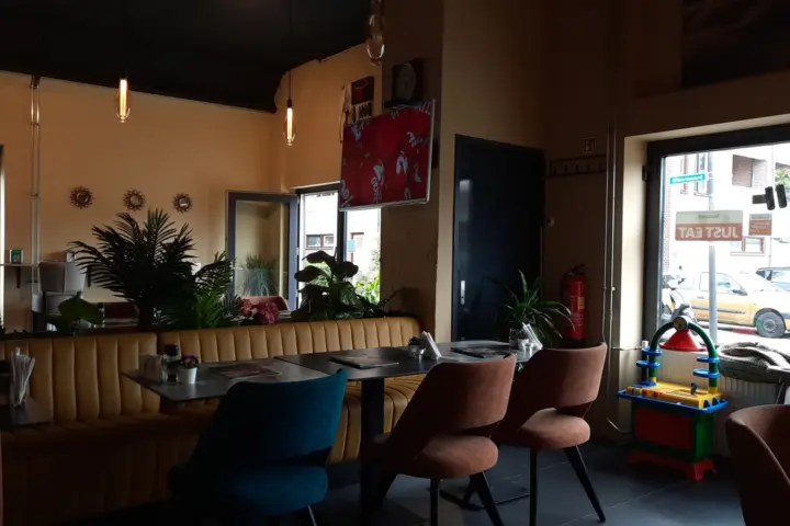 Restaurant Nazareth Shoarma & Grill in Heerhugowaard
