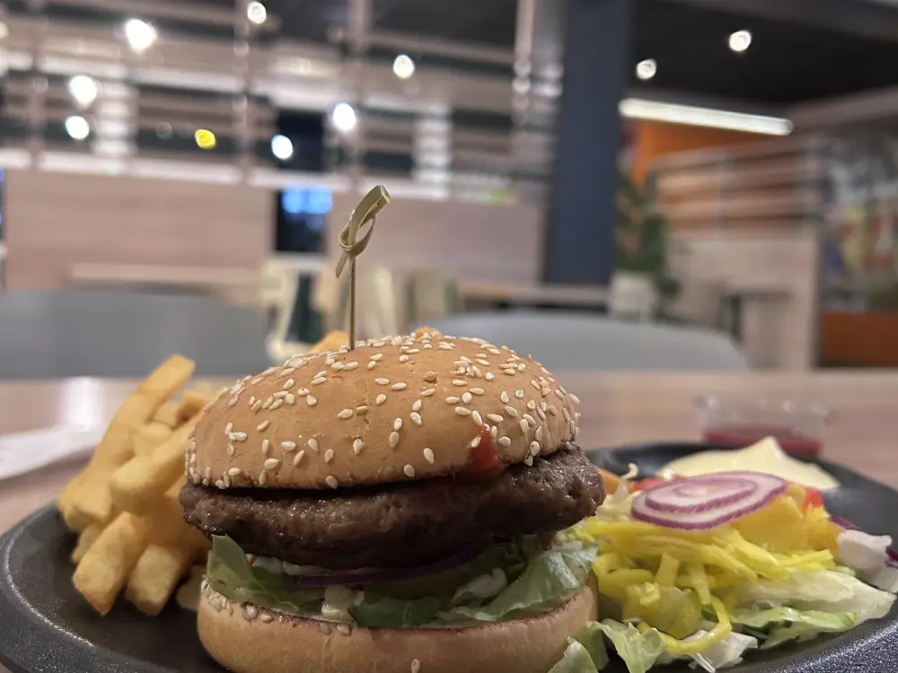 Restaurant Plaza Snackbar & Cafetaria in Heerhugowaard