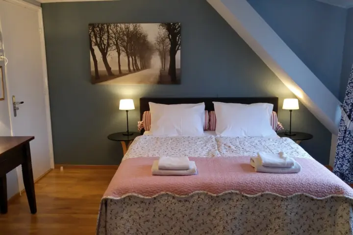 Bed & Breakfast Prins Hendrik bed & breakfast in Zuidschermer