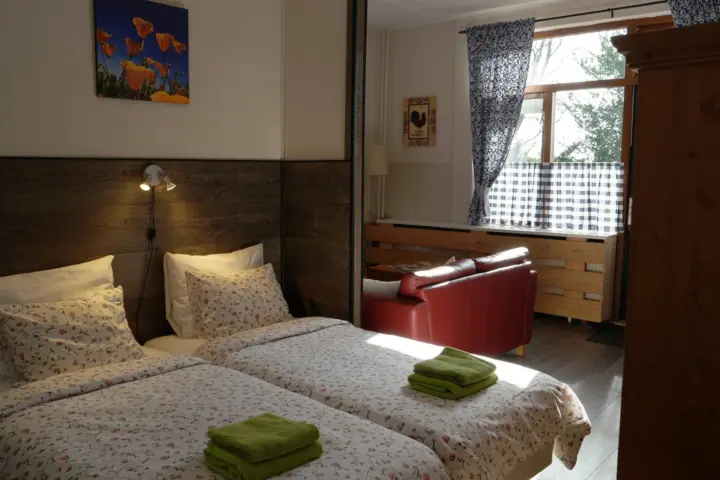 Bed & Breakfast Prins Hendrik bed & breakfast in Zuidschermer