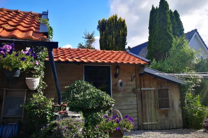 Prive tuinhuis B&B Elly in Sint Pancras