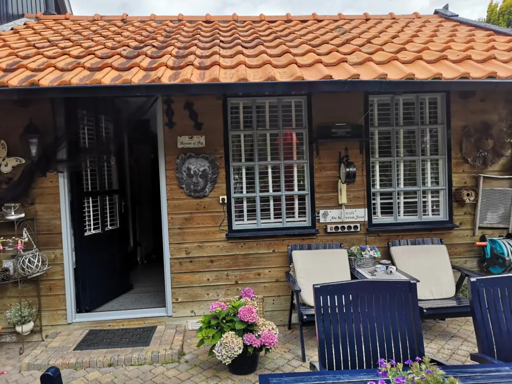 Prive tuinhuis B&B Elly in Sint Pancras