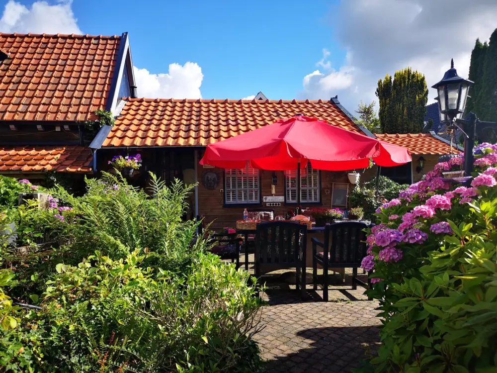 Prive tuinhuis B&B Elly in Sint Pancras