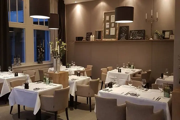 Restaurant Clouds