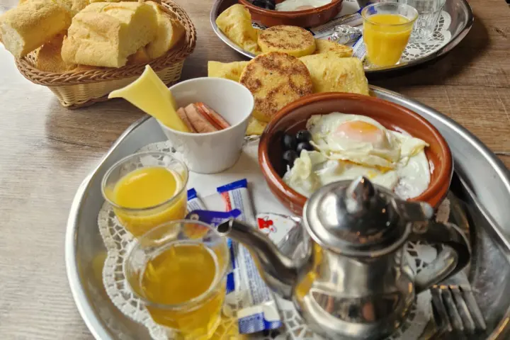 Restaurant 7 Days breakfast lunch diner in Rotterdam