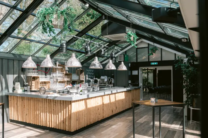 Restaurant Amstel Boathouse | De Orangerie Amsteldijk in Amsterdam