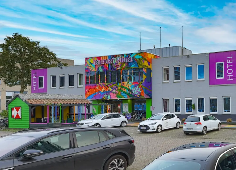 Amsterdam Teleport Hotel - Free parking in Amsterdam