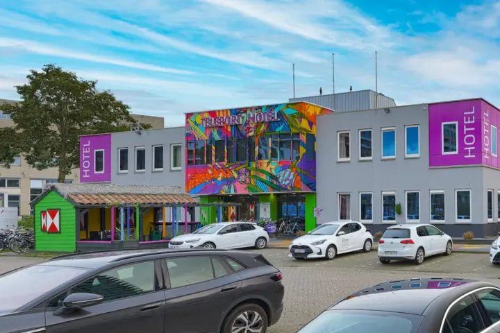Amsterdam Teleport Hotel - Free parking in Amsterdam