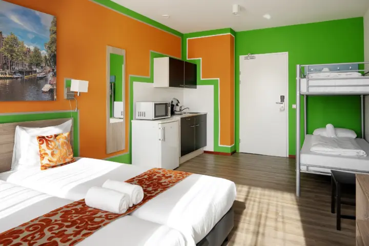 Amsterdam Teleport Hotel - Free parking in Amsterdam