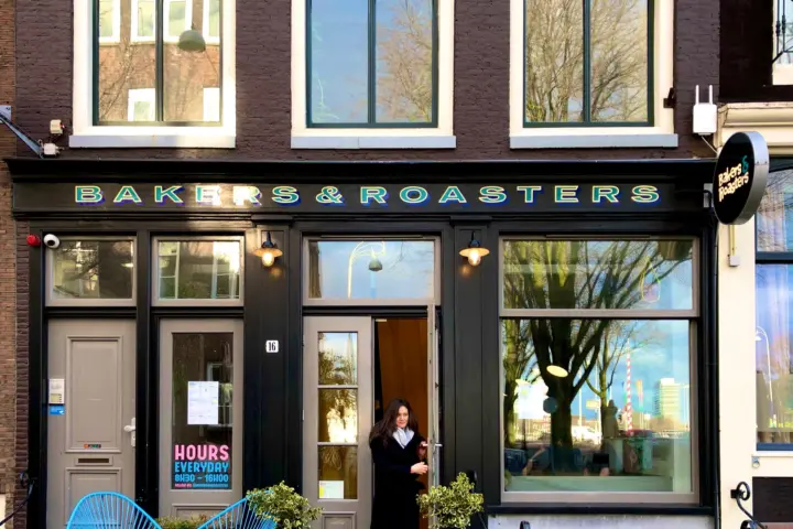 Restaurant Bakers & Roasters in Amsterdam