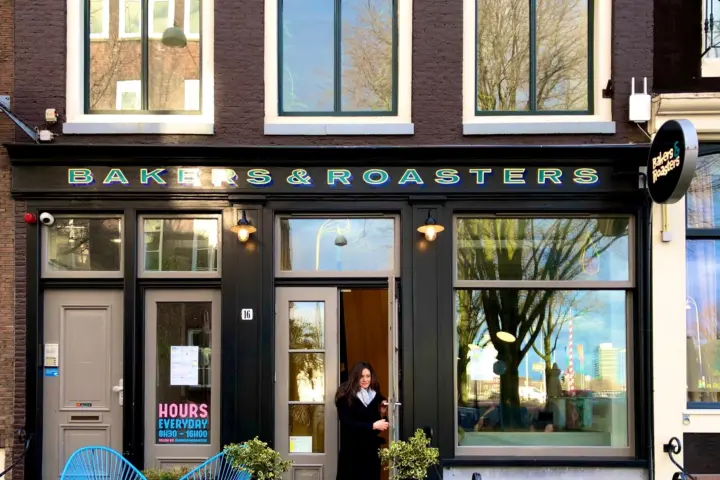 Restaurant Bakers & Roasters in Amsterdam