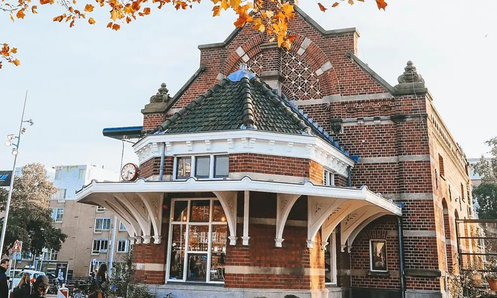 Restaurant Bakkerswinkel Westerpark Amsterdam in Amsterdam