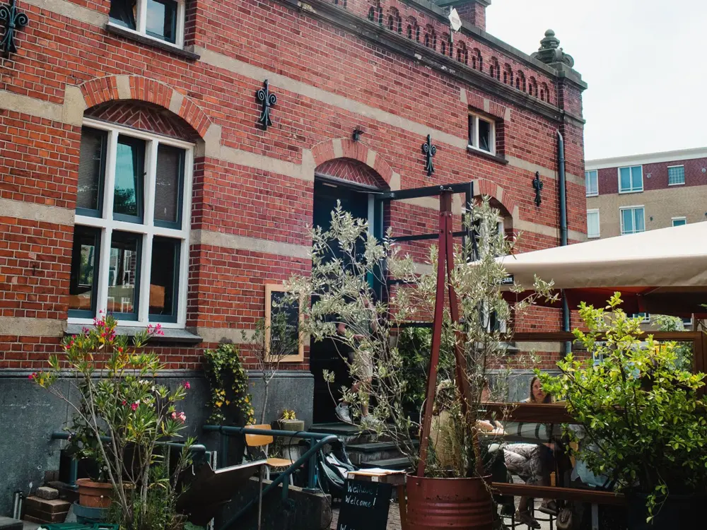 Restaurant Bakkerswinkel Westerpark Amsterdam in Amsterdam