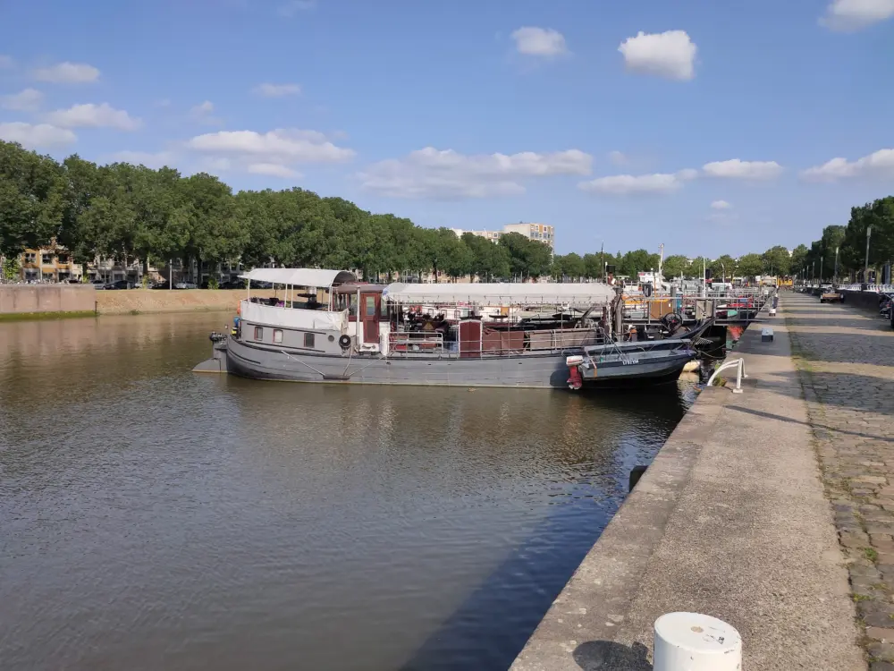 B&B boat Nautilus in Rotterdam