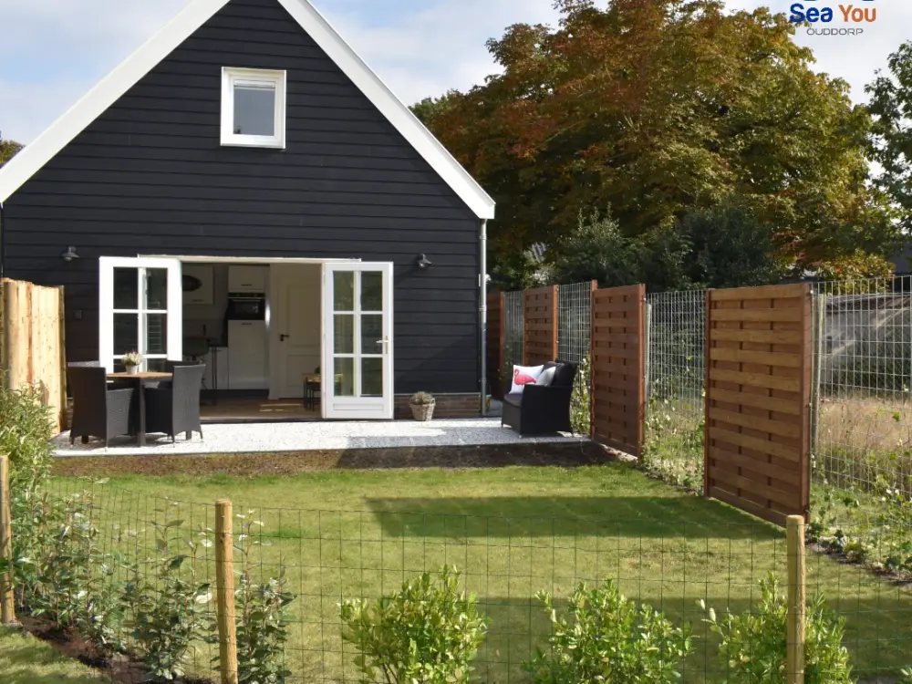 B&B Ouddorps Huisje - Vakantiehuis / Ferienhaus in Ouddorp
