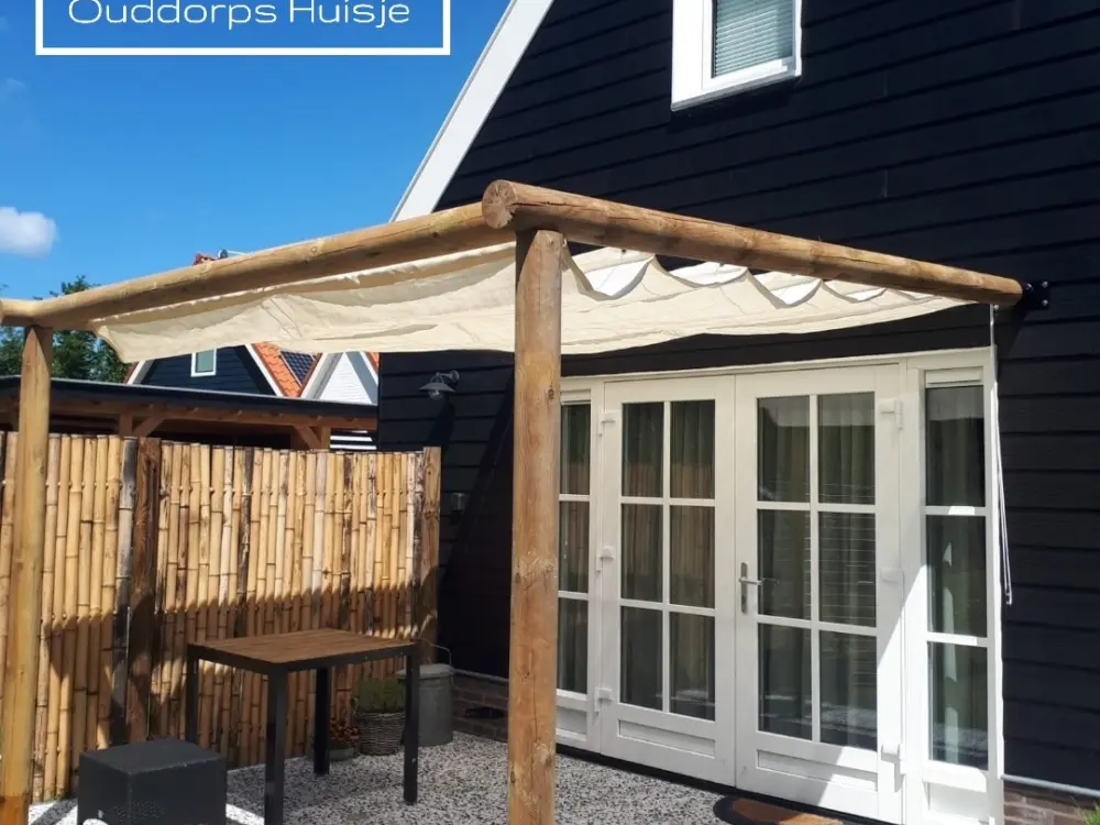 B&B Ouddorps Huisje - Vakantiehuis / Ferienhaus in Ouddorp