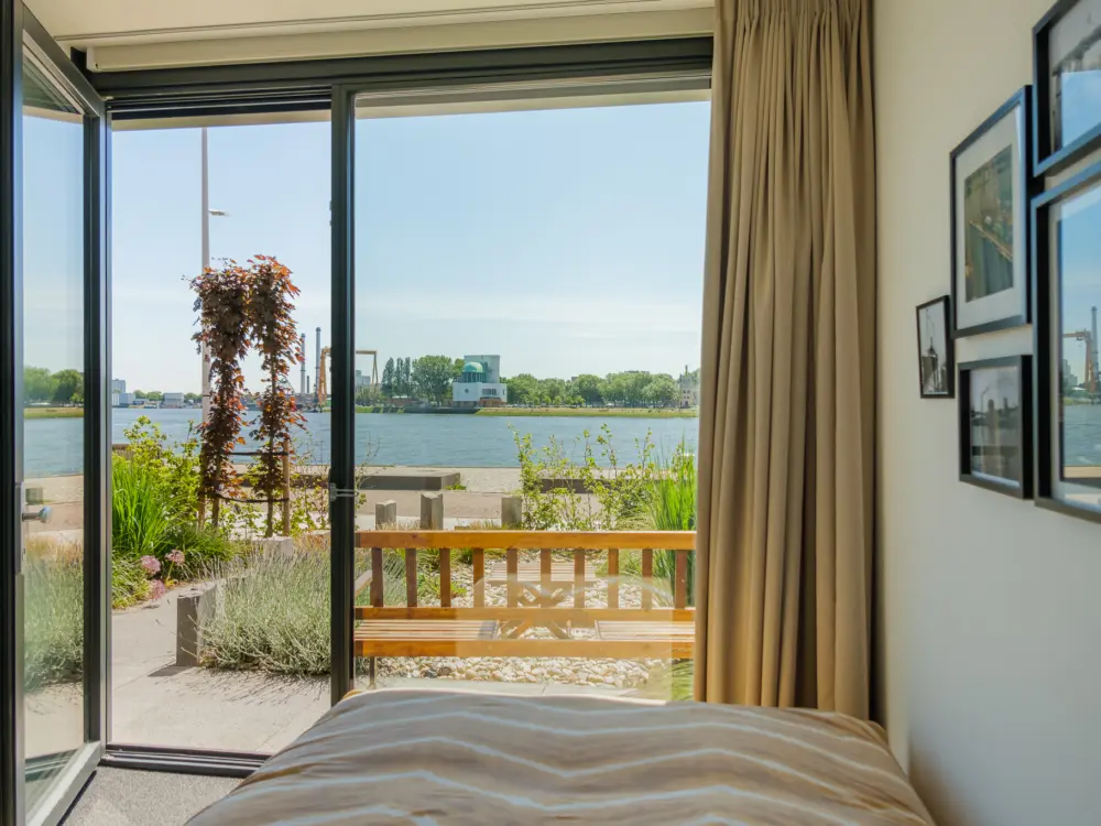 Bed & Breakfast Maasview in Rotterdam