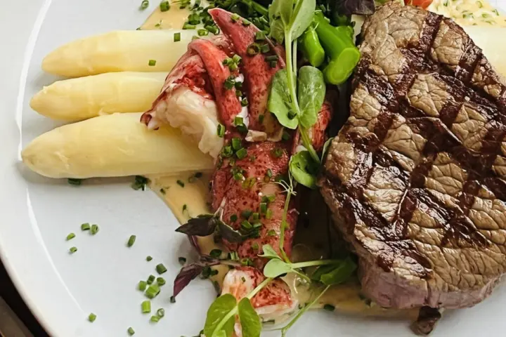 Restaurant Brasserie Monsees | Puur Eten & De Lekkerste Wijnen in 's-Graveland
