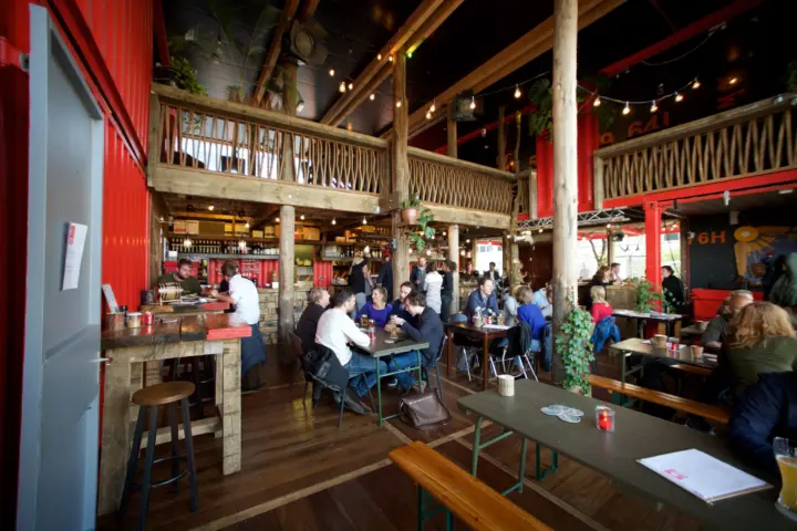 Restaurant BRET BAR in Amsterdam
