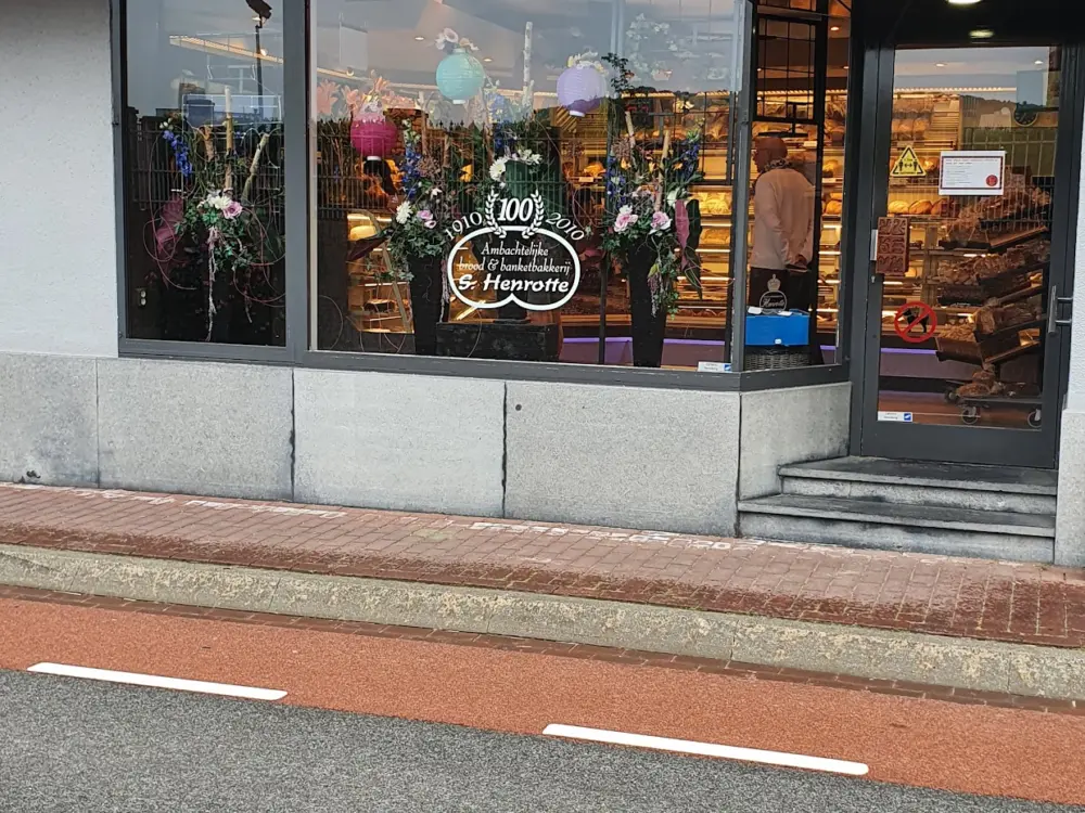 Brood- en Banketbakkerij Henrotte B.V. in Wijlre