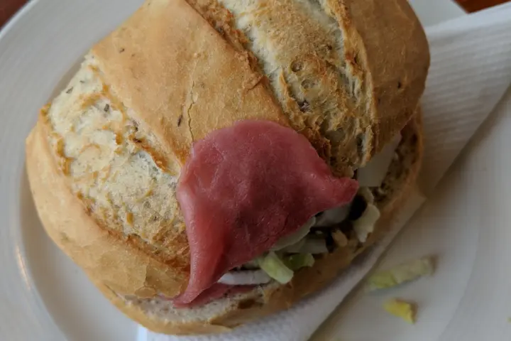 Broodjeszaak 't Bolletje in Apeldoorn