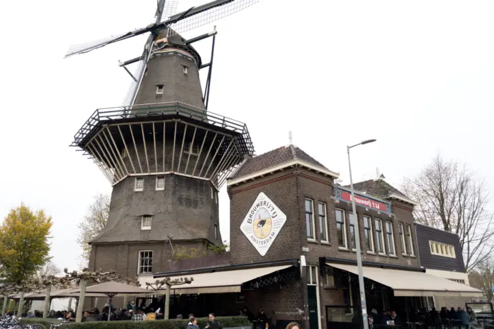 Brouwerij 't IJ - Proeflokaal de Molen in Amsterdam