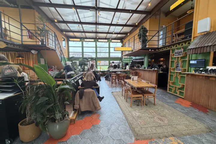 Restaurant BUITEN | Café & Restaurant in Amsterdam