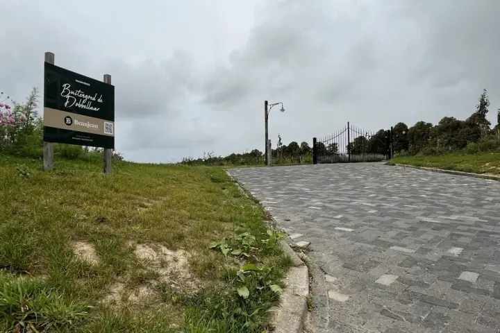 Buitengoed 'de Dobbellaar' in Margraten
