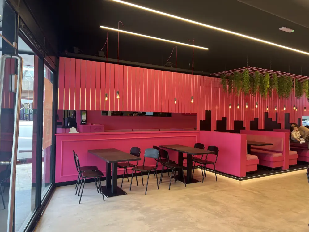 Restaurant Burgers & Frites Zuid in Rotterdam
