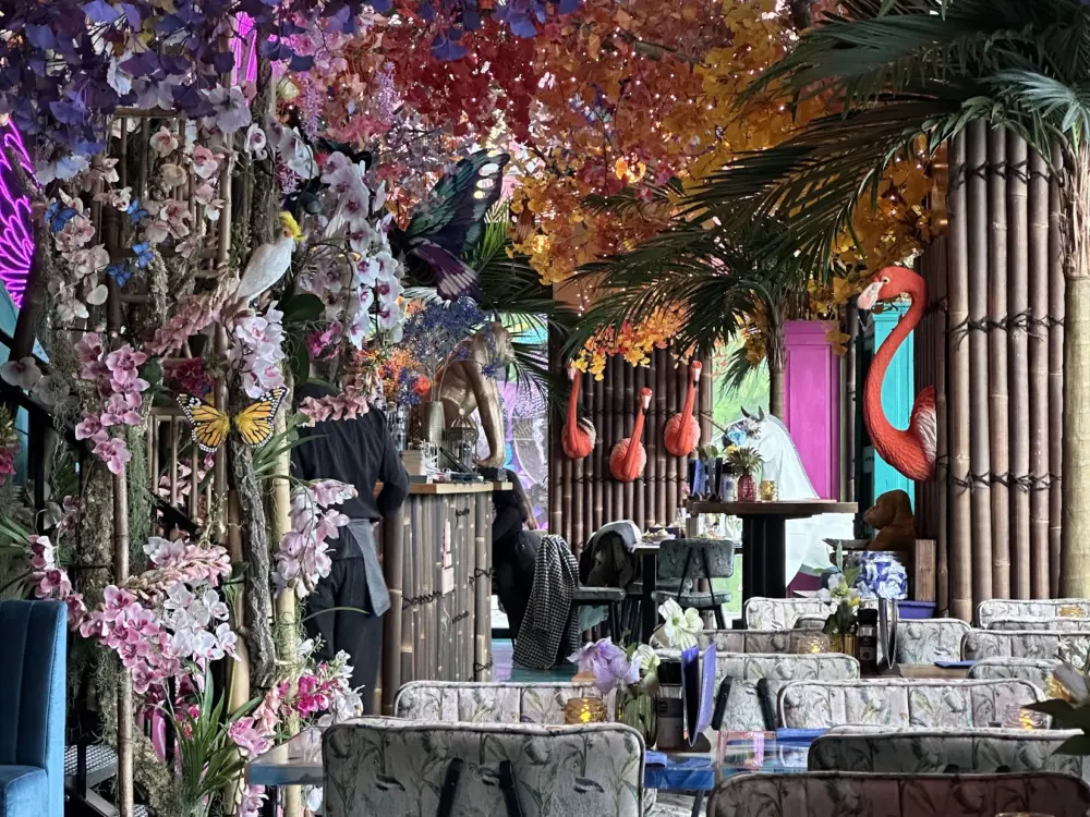 Restaurant BY AMI Rotterdam | Kop van Zuid in Rotterdam