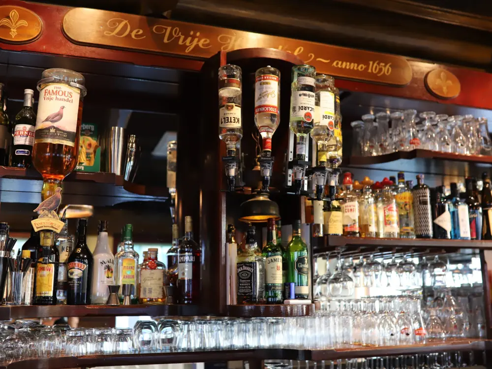 Café "De Vrije Handel" in Ouderkerk aan de Amstel