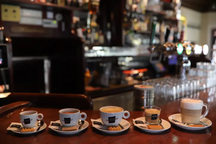 Café "De Vrije Handel" in Ouderkerk aan de Amstel