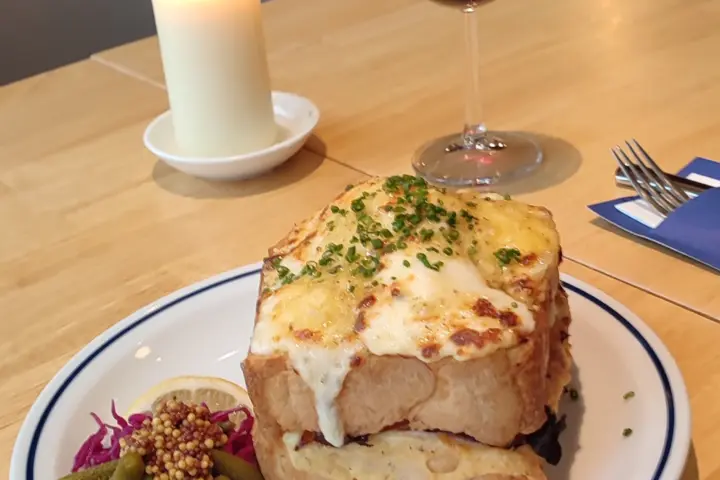 Restaurant Café Marseille in Rotterdam