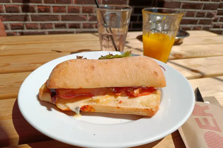Cafe Restaurant Polder in Amsterdam