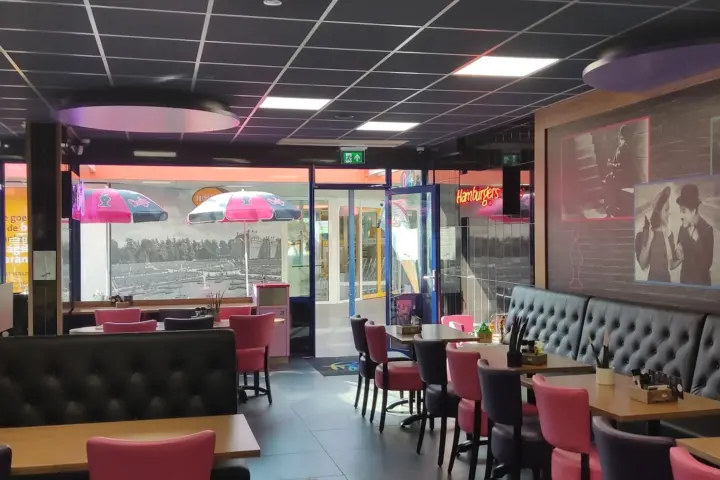 Restaurant Cafetaria Charly De Mheen in Apeldoorn