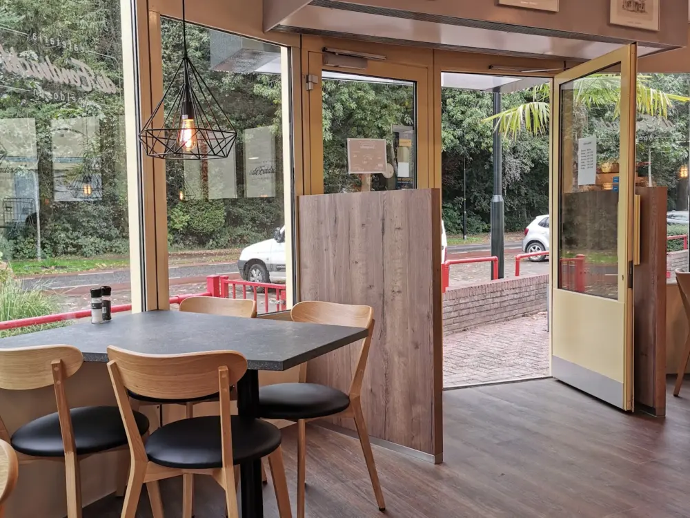 Restaurant Cafetaria De Eendracht in Apeldoorn