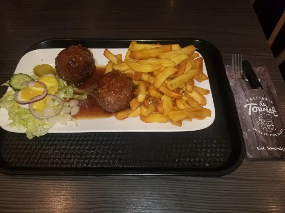 Restaurant Cafetaria De Tourist in 's-Hertogenbosch