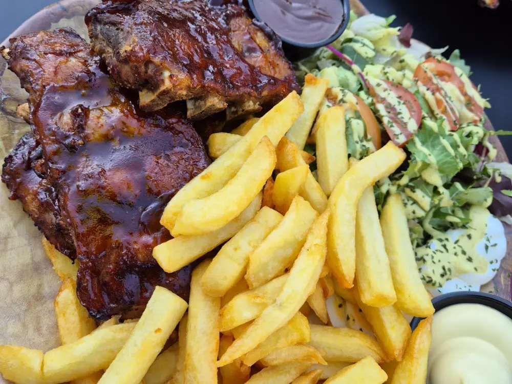 Restaurant Cafetaria Klapwijk in Burgh-Haamstede