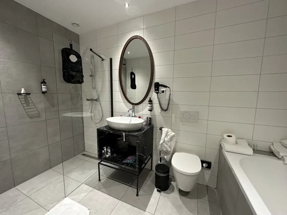 Hotel Corendon Amsterdam Schiphol Airport, a Tribute Portfolio Hotel in Badhoevedorp