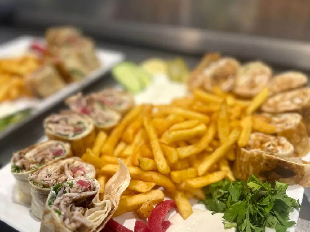 مطعم الميدان الشامي روتردام - Restaurant AlMaydan AlShaami Rotterdam in Rotterdam
